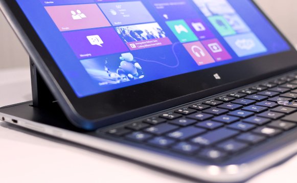 [Rumor] Peluncuran Tablet Samsung Ativ Q Dibatalkan Karena Langgar Hak Paten