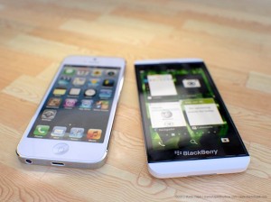 Blackberry-z10-vs-iphone-5