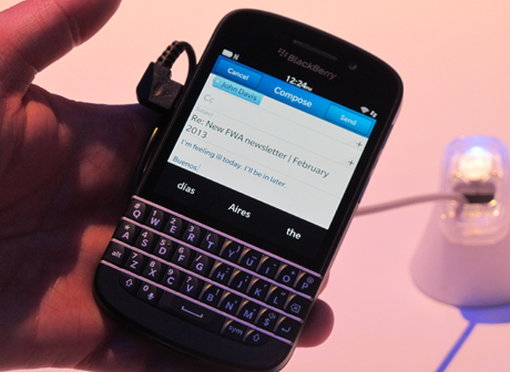 Spesifikasi Blackberry Q10