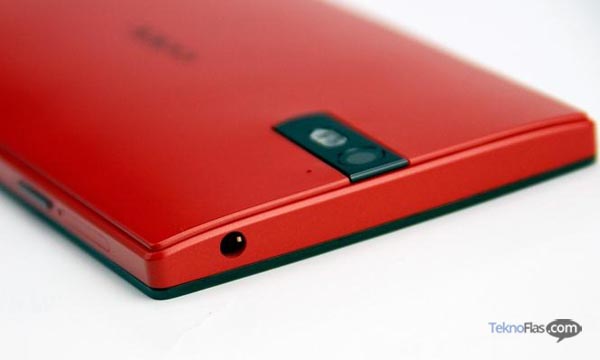 Oppo Find 5 Warna Merah