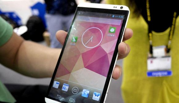 HTC One Max Akan Dirilis Bulan Depan