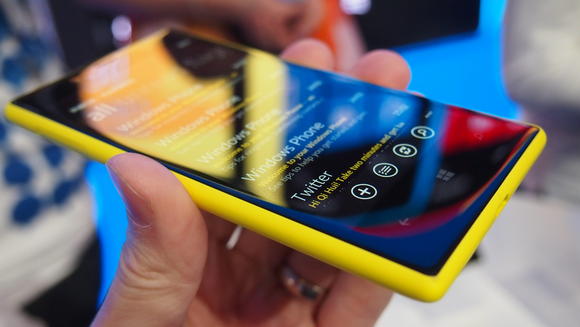 Nokia Lumia 520 Ponsel Windows Phone Harga Rp.1,7 Jutaan