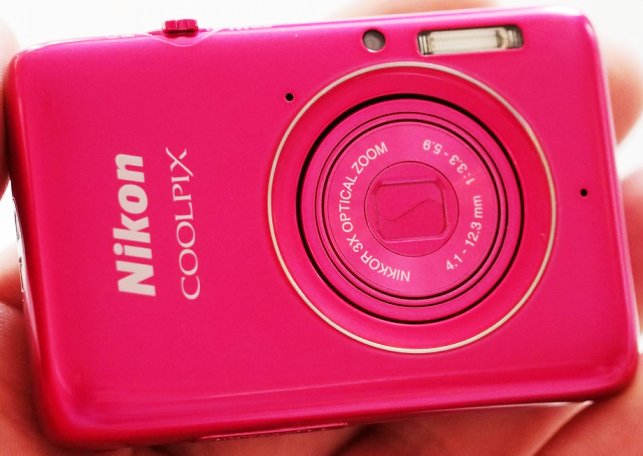 Nikon Coolpix S02, Kamera Mungil 13MP Seharga Rp 2 Jutaan