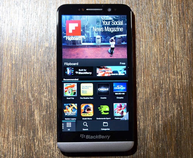 Harga BlackBerry Z30 Terbaru Bulan Februari 2014