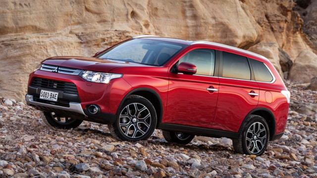 Mitsubishi Outlander 2015