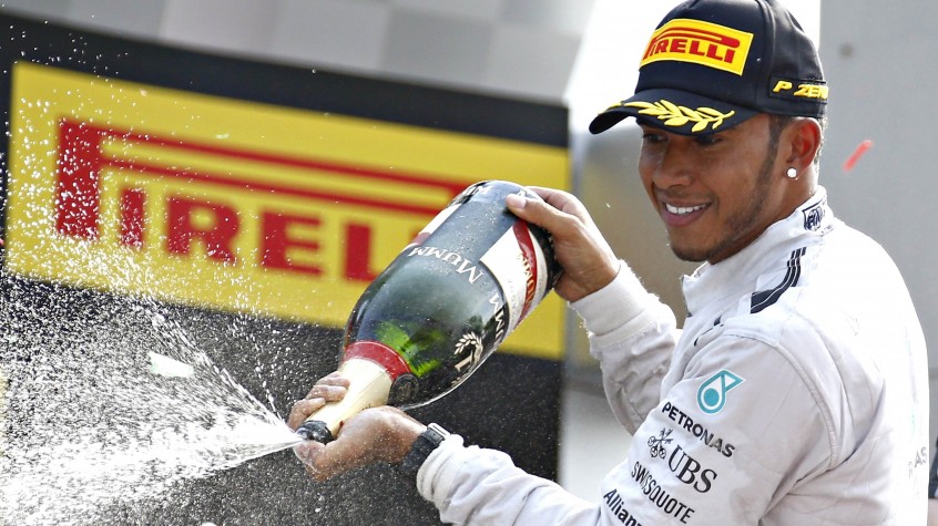 Hasil F1 Sirkuit Monza Italia, Lewis Hamilton Tampil Sebagai Pemenang