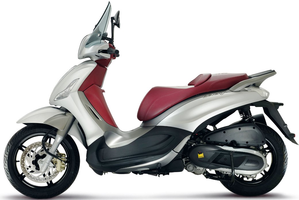 Harga Piaggio Beverly Sport Touring 350 ie Terbaru Oktober 2014 Rp 175 Juta