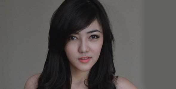 bella shofie jual diri