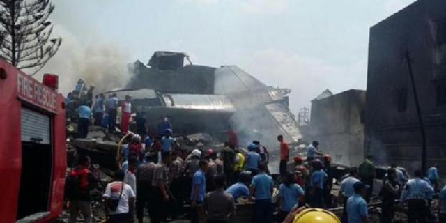 foto terbaru pesawat hercules jatuh di medan