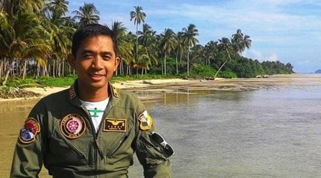 pilot pesawat hercules yang jatuh