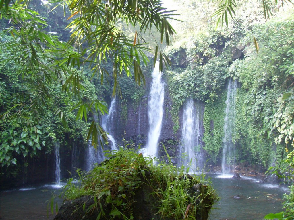 curug-tujuh-cibolang-ciamis